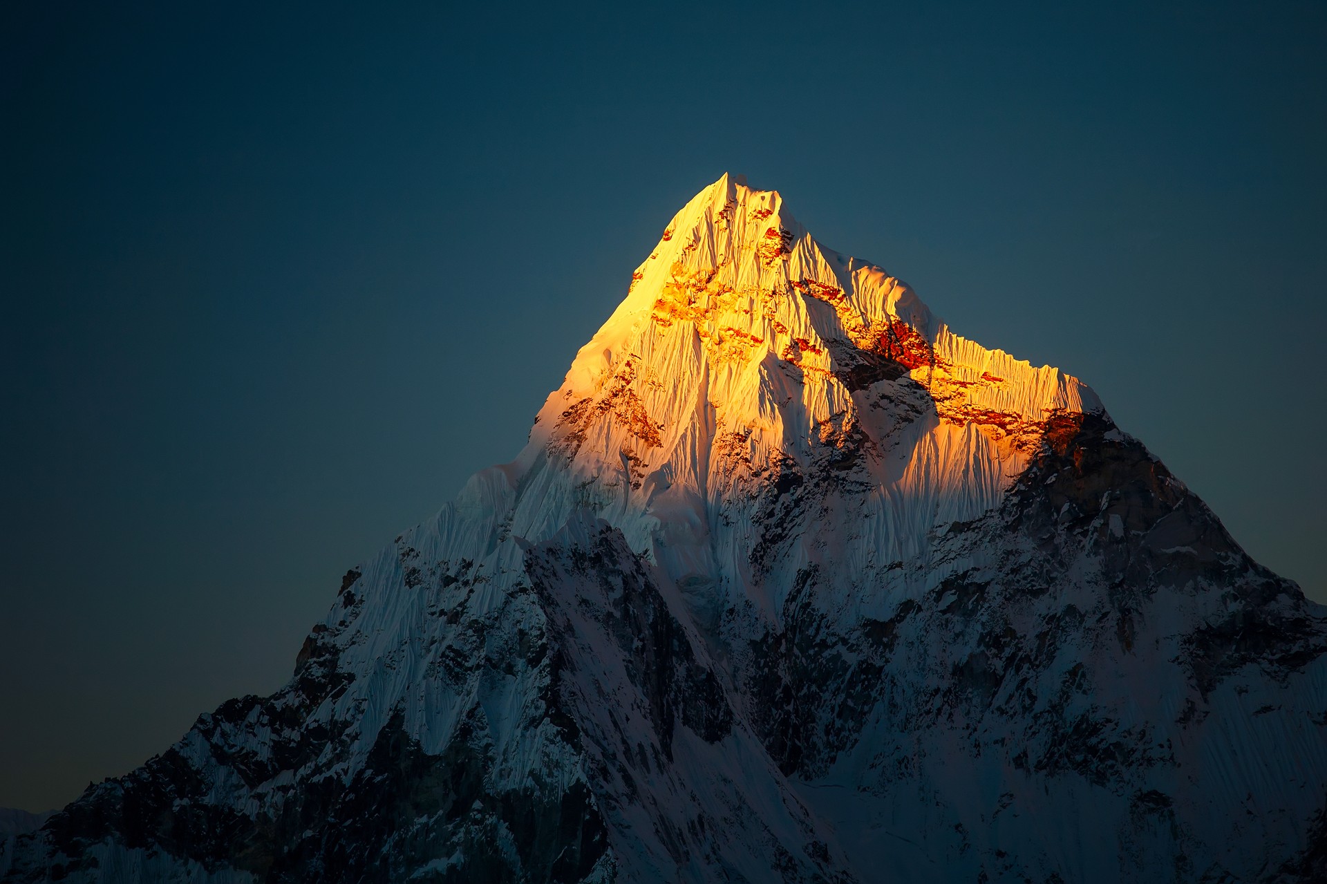 Beautiful landscape of Himalayas mountains